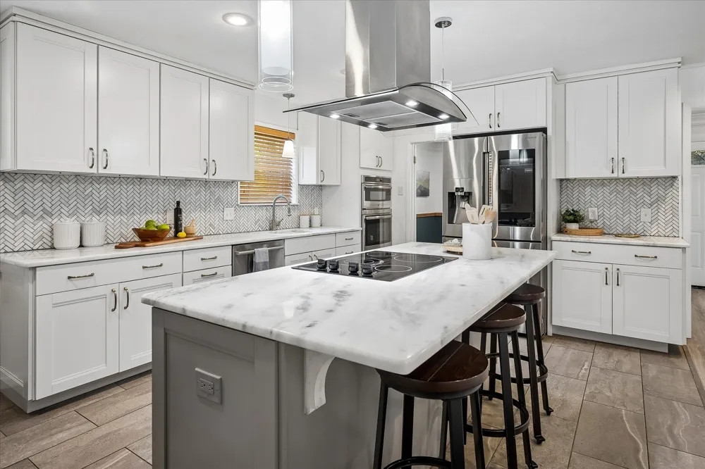 216 Huntingdon Drive Irving, TX 75061