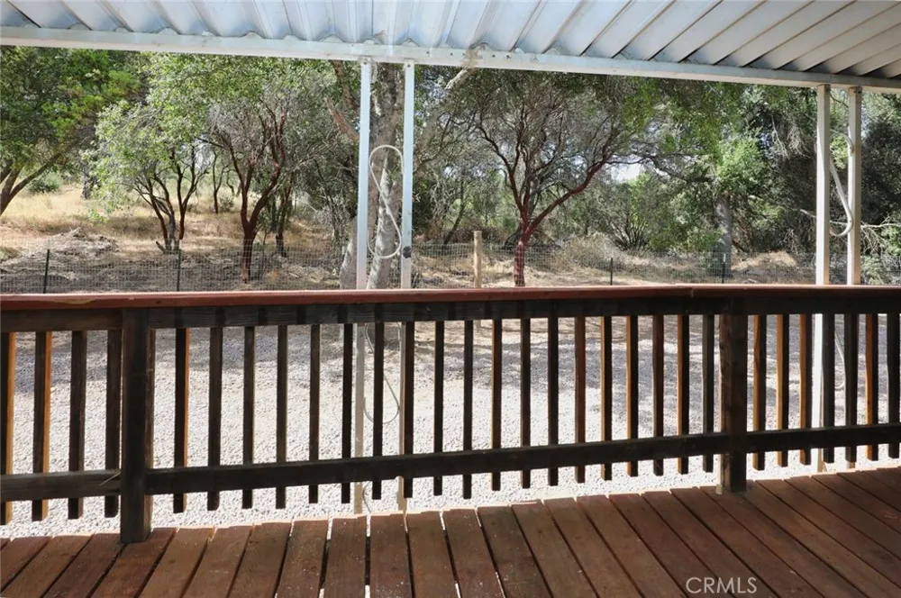 3304 Toyon Clearlake, CA 95422
