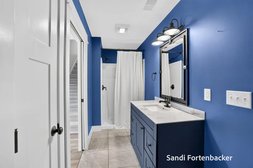 6635 Timberbrook Court Norton Shores, MI 49441