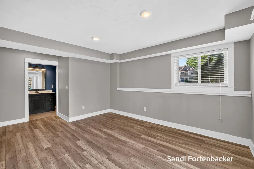 6635 Timberbrook Court Norton Shores, MI 49441