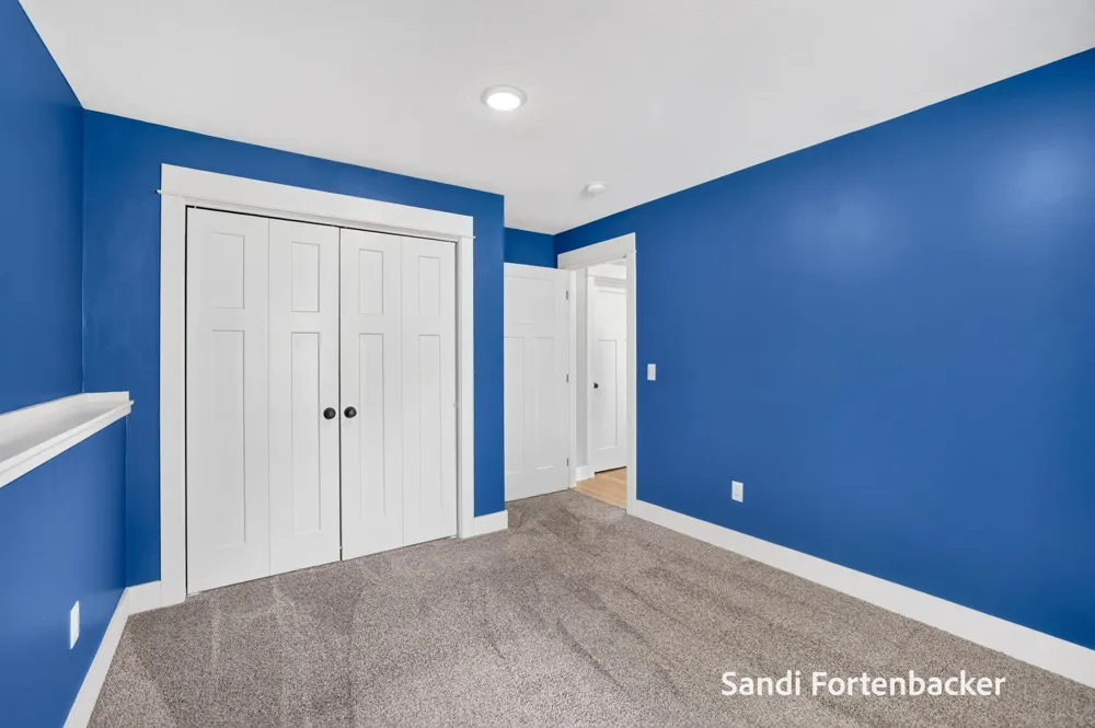 6635 Timberbrook Court Norton Shores, MI 49441