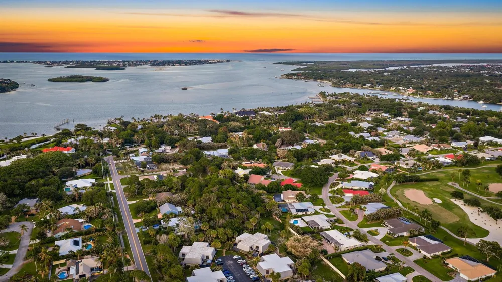 3840 SE Jefferson Street Stuart, FL 34997