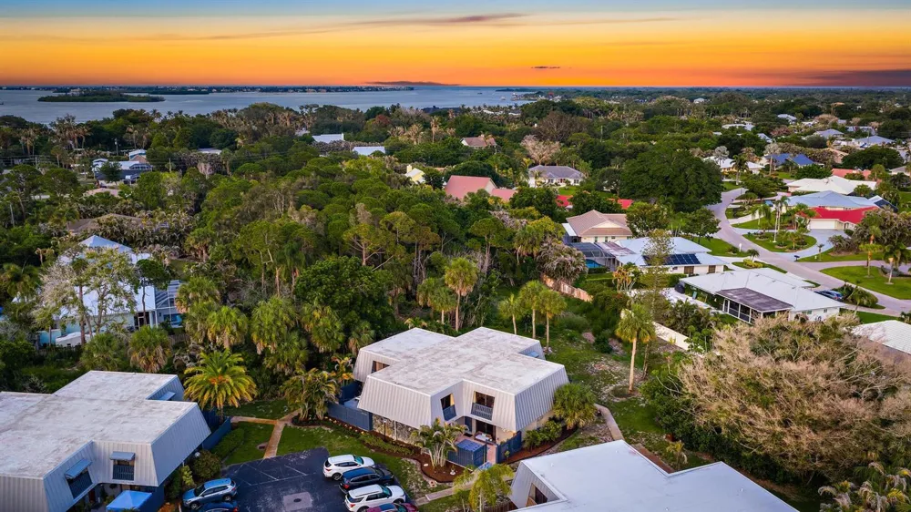 3840 SE Jefferson Street Stuart, FL 34997