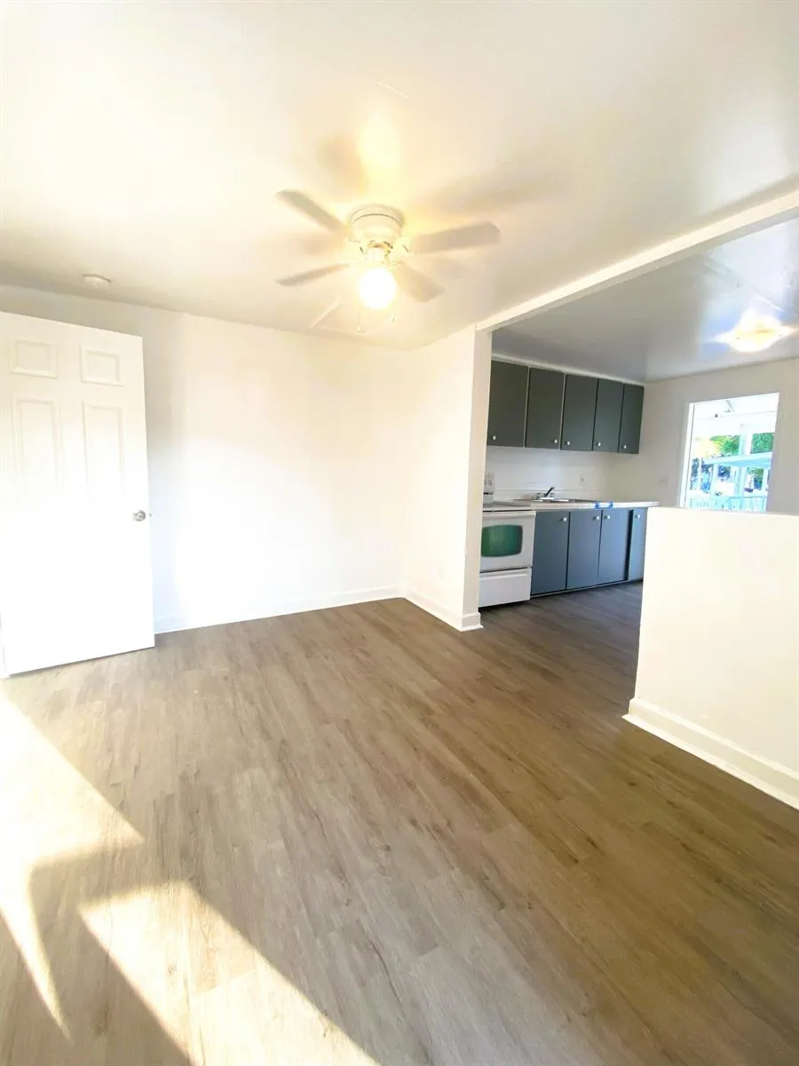429 14th Street #B Fort Pierce, FL 34950