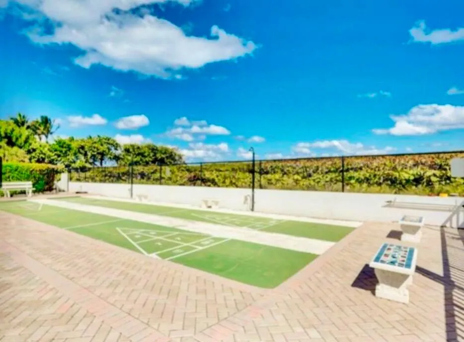 33 S OCEAN AVENUE #501 Palm Beach Shores, FL 33404