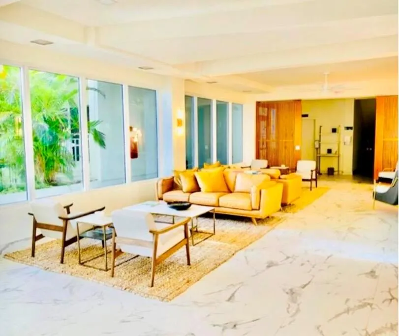 33 S OCEAN AVENUE #501 Palm Beach Shores, FL 33404