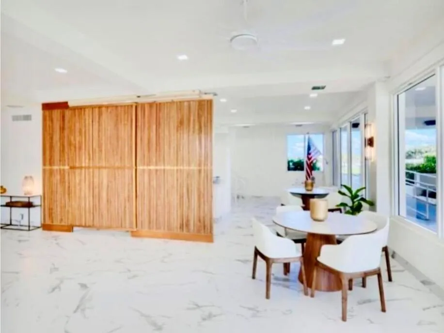 33 S OCEAN AVENUE #501 Palm Beach Shores, FL 33404