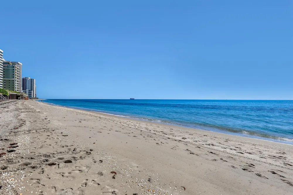 5200 OCEAN DRIVE #1201 Singer Island, FL 33404