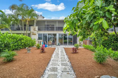 3119 PALM AIRE DRIVE #3119
