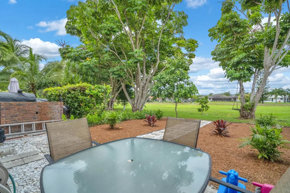3119 PALM AIRE DRIVE #3119 Pompano Beach, FL 33069