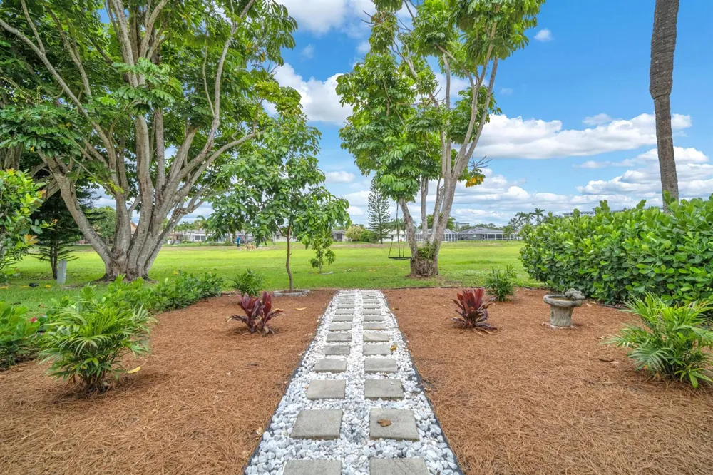 3119 PALM AIRE DRIVE #3119 Pompano Beach, FL 33069