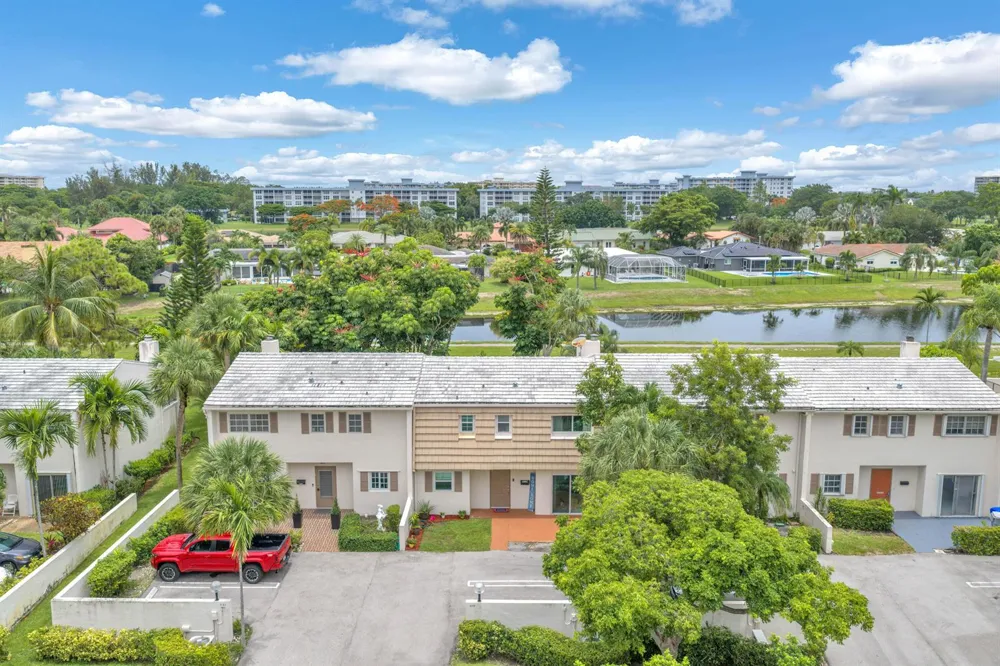 3119 PALM AIRE DRIVE #3119 Pompano Beach, FL 33069