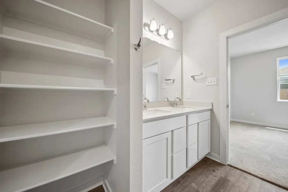10607 Trifecta Way Buda, TX 78610
