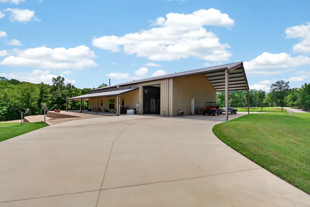 6161 County Road 291 E Kilgore, TX 75662