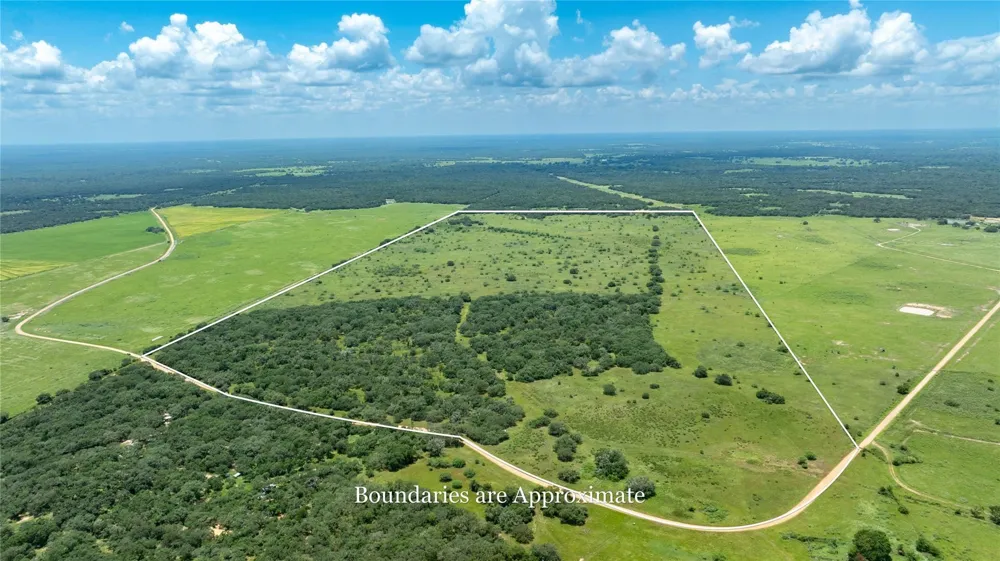 County Road 15aa Hallettsville, TX 77964