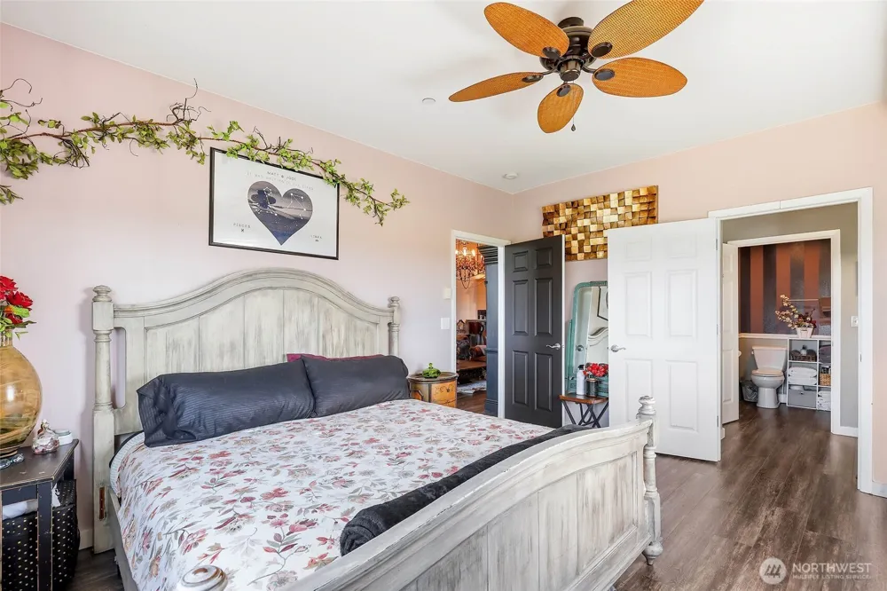 262 Oyhut Bay Boulevard SW #401 Ocean Shores, WA 98569