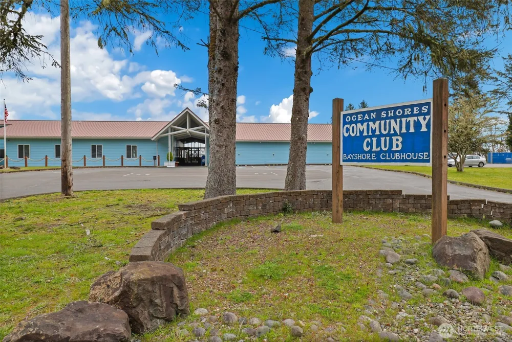 262 Oyhut Bay Boulevard SW #401 Ocean Shores, WA 98569