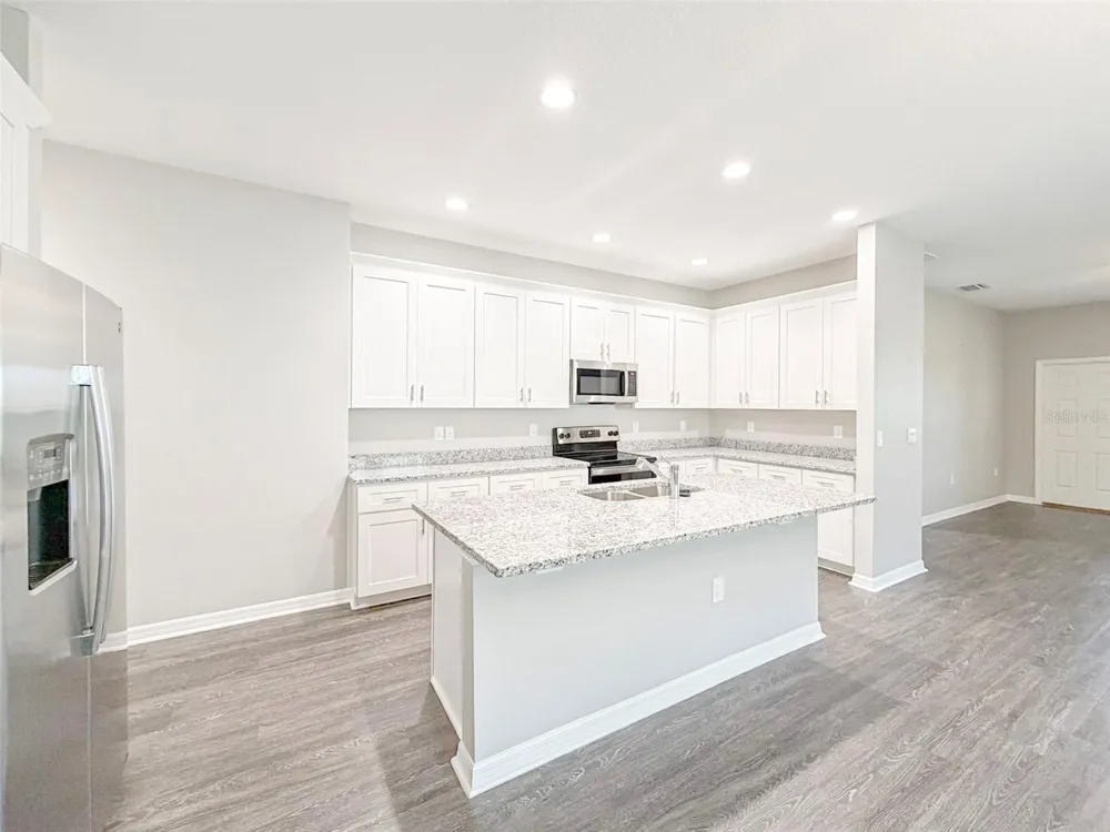 3430 CUP DRIVE Lakeland, FL 33803