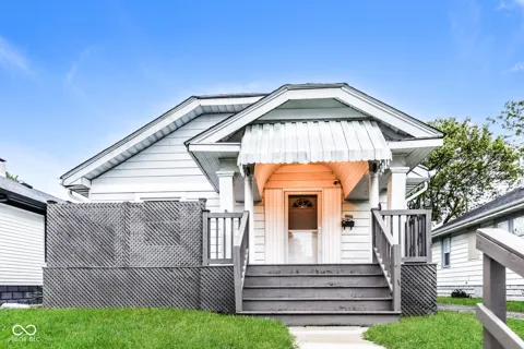 3006 Noble Street