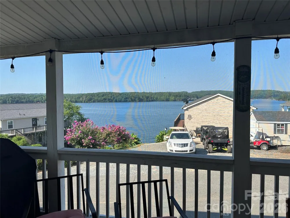195 Grand View Drive New London, NC 28127