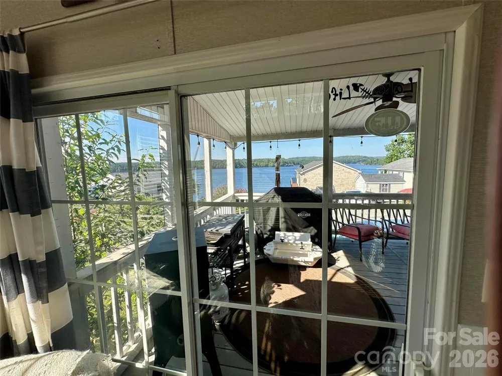 195 Grand View Drive New London, NC 28127