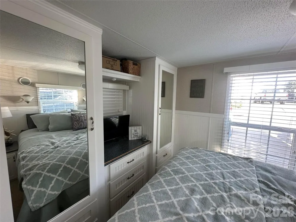 195 Grand View Drive New London, NC 28127