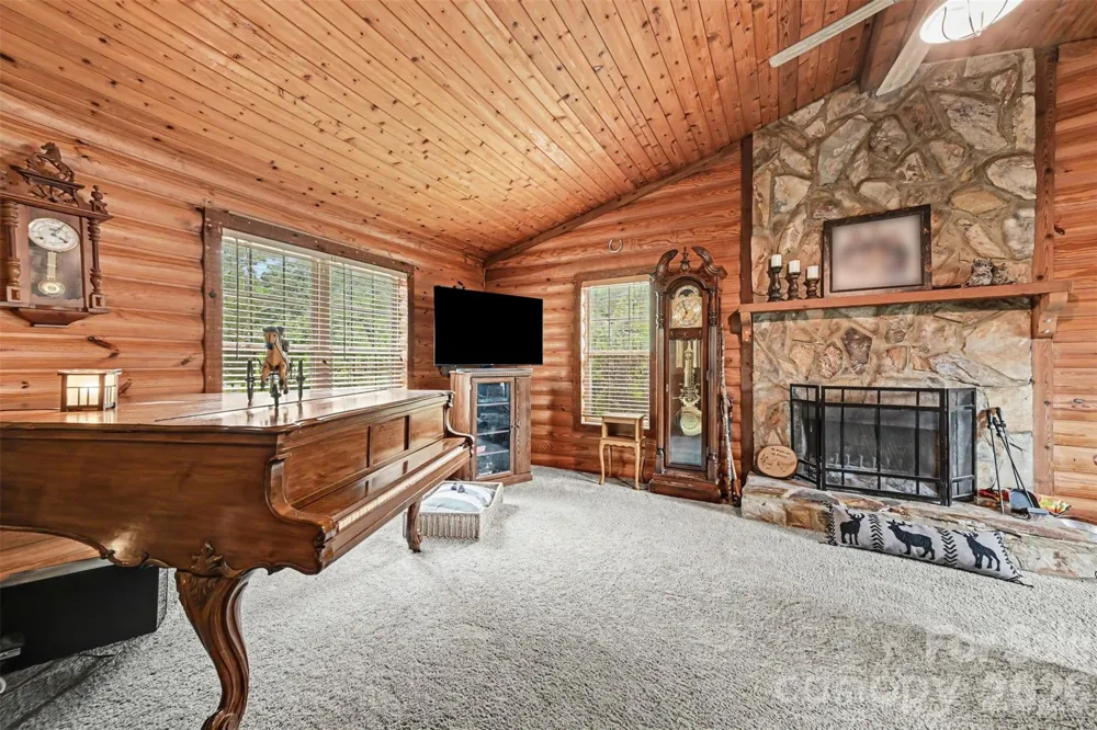 3999 Fincher Road Matthews, NC 28104