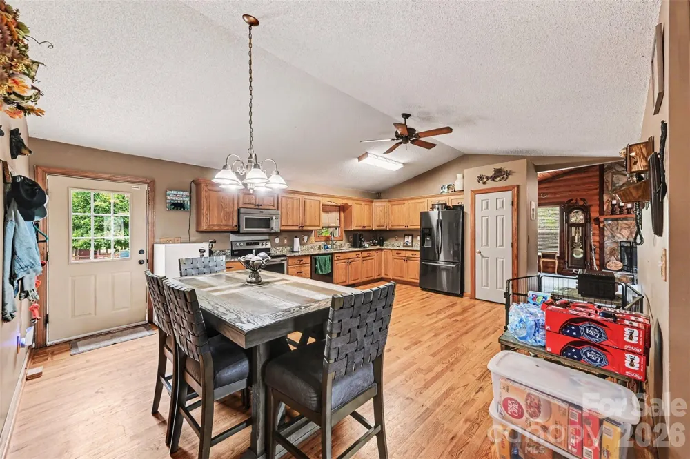 3999 Fincher Road Matthews, NC 28104