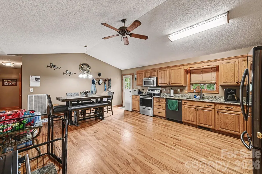 3999 Fincher Road Matthews, NC 28104