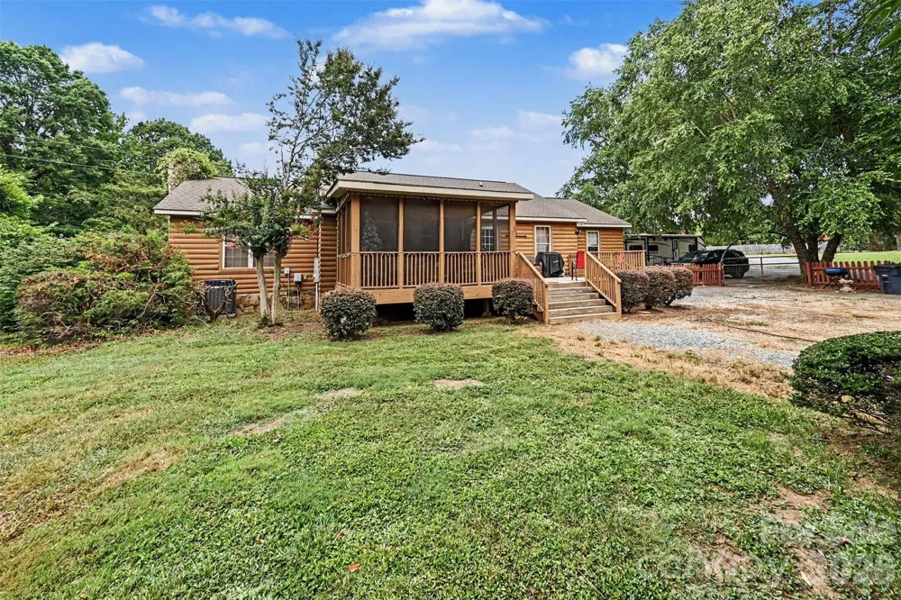 3999 Fincher Road Matthews, NC 28104