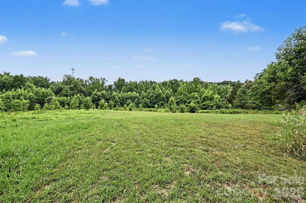 3999 Fincher Road Matthews, NC 28104