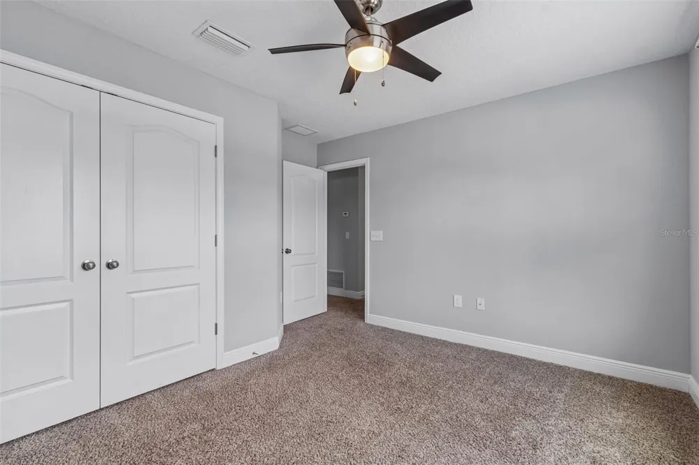 1216 E GIDDENS AVE Tampa, FL 33603