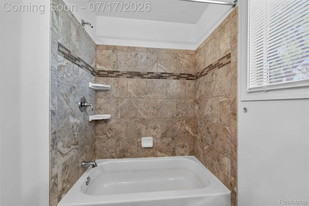 20471 Hollywood Street Harper Woods City, MI 48225