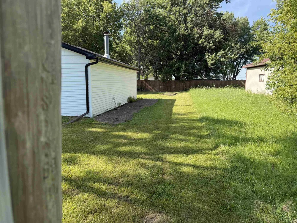 9095 East Road Albee Township, MI 48417