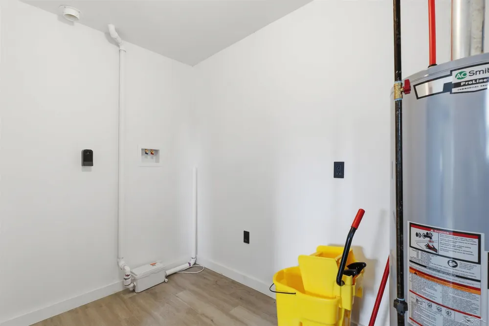 9095 East Road Albee Township, MI 48417
