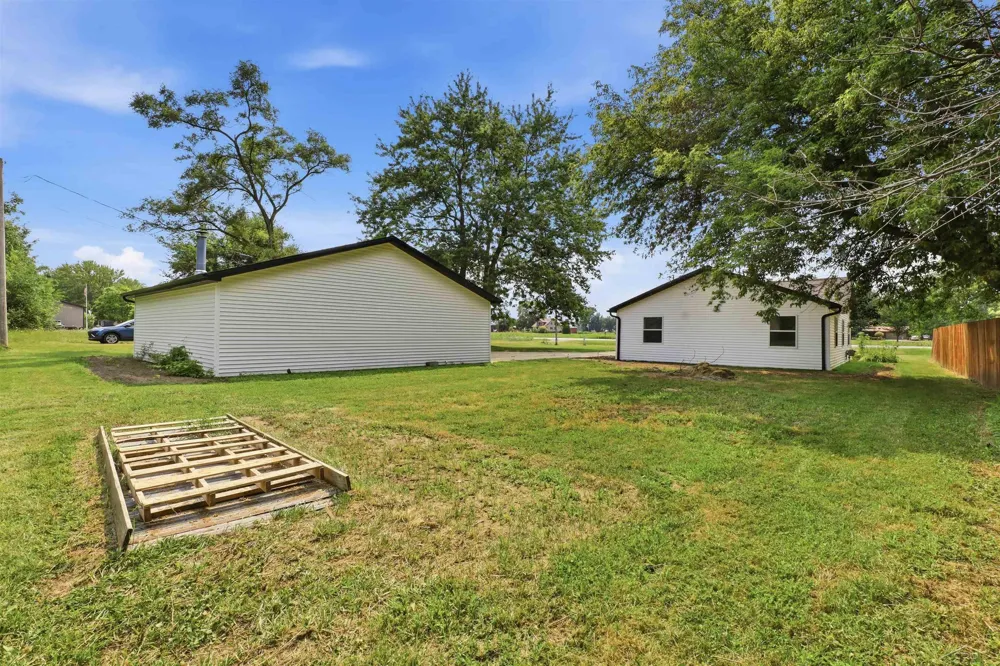 9095 East Road Albee Township, MI 48417
