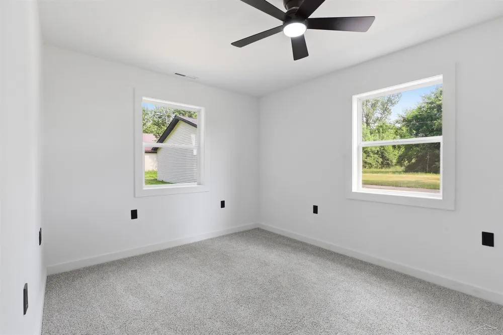9095 East Road Albee Township, MI 48417
