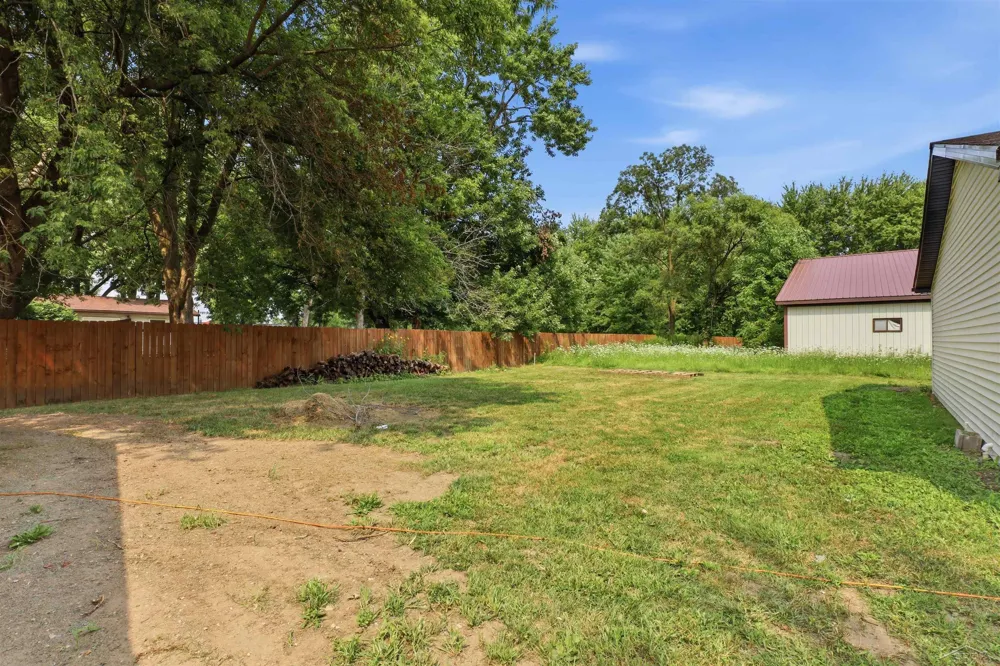 9095 East Road Albee Township, MI 48417