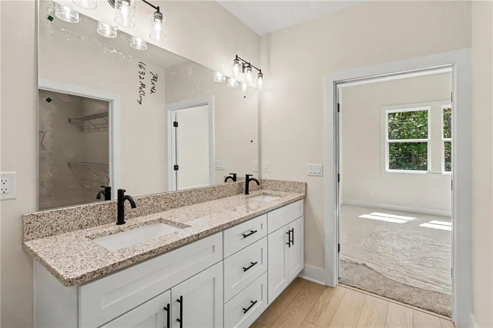 1632 McClung Road Hiram, GA 30141