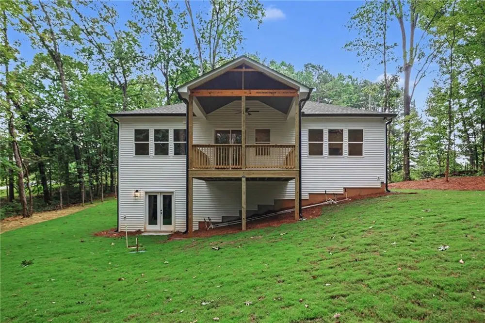 1632 McClung Road Hiram, GA 30141