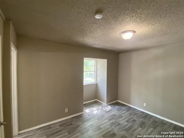 1208 CHURING DR San Antonio, TX 78245