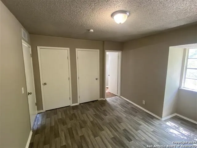 1208 CHURING DR San Antonio, TX 78245