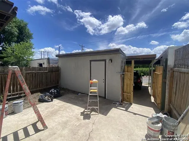 1208 CHURING DR San Antonio, TX 78245