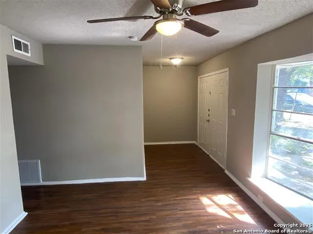 1208 CHURING DR San Antonio, TX 78245