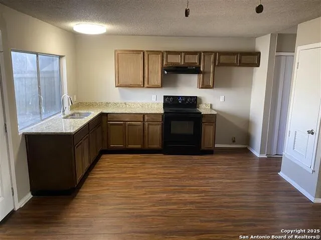 1208 CHURING DR San Antonio, TX 78245