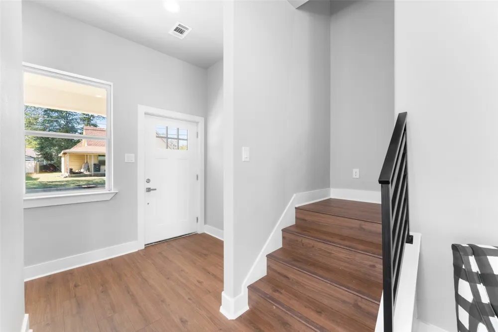 612 Robinson Street Cleburne, TX 76031