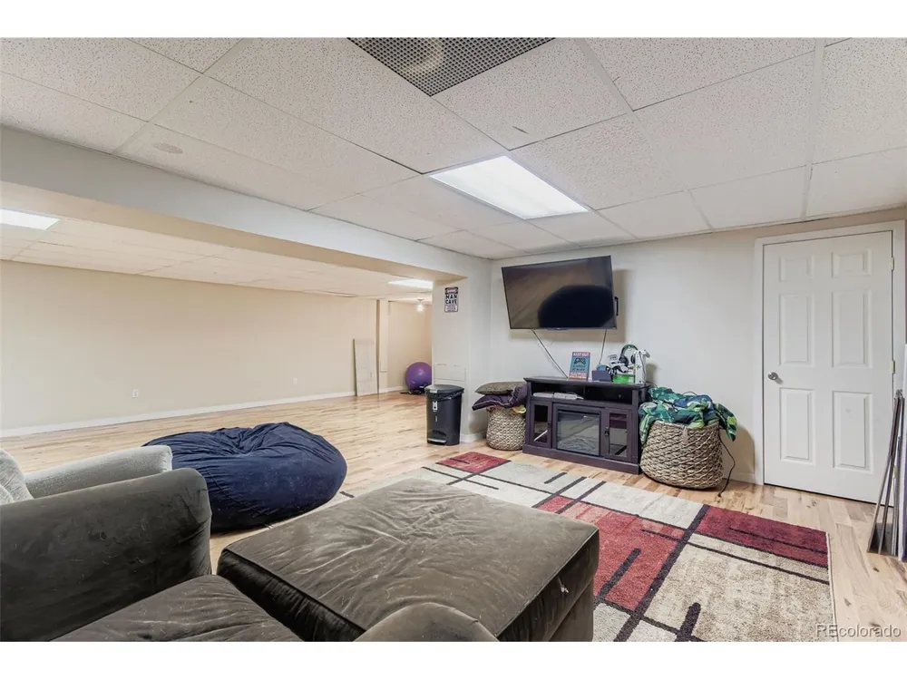 245 W Crawford Avenue Keenesburg, CO 80643