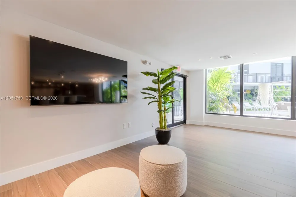 1005 Spring Garden Rd #728 Miami, FL 33136