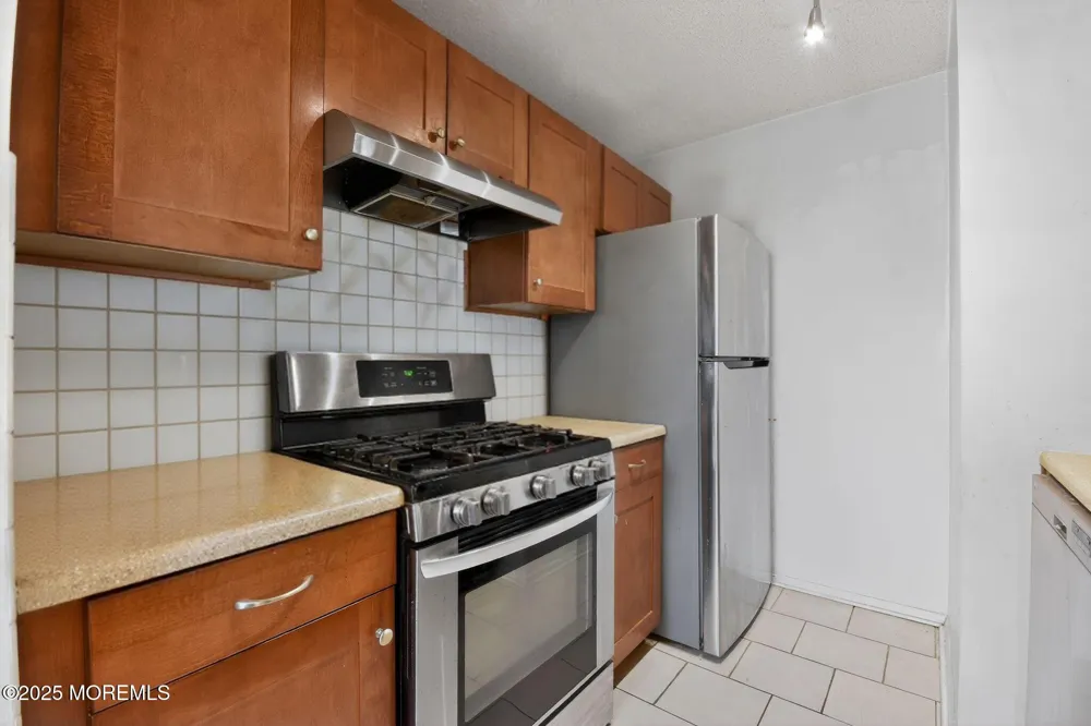 804 Ivy Court Jackson, NJ 08527