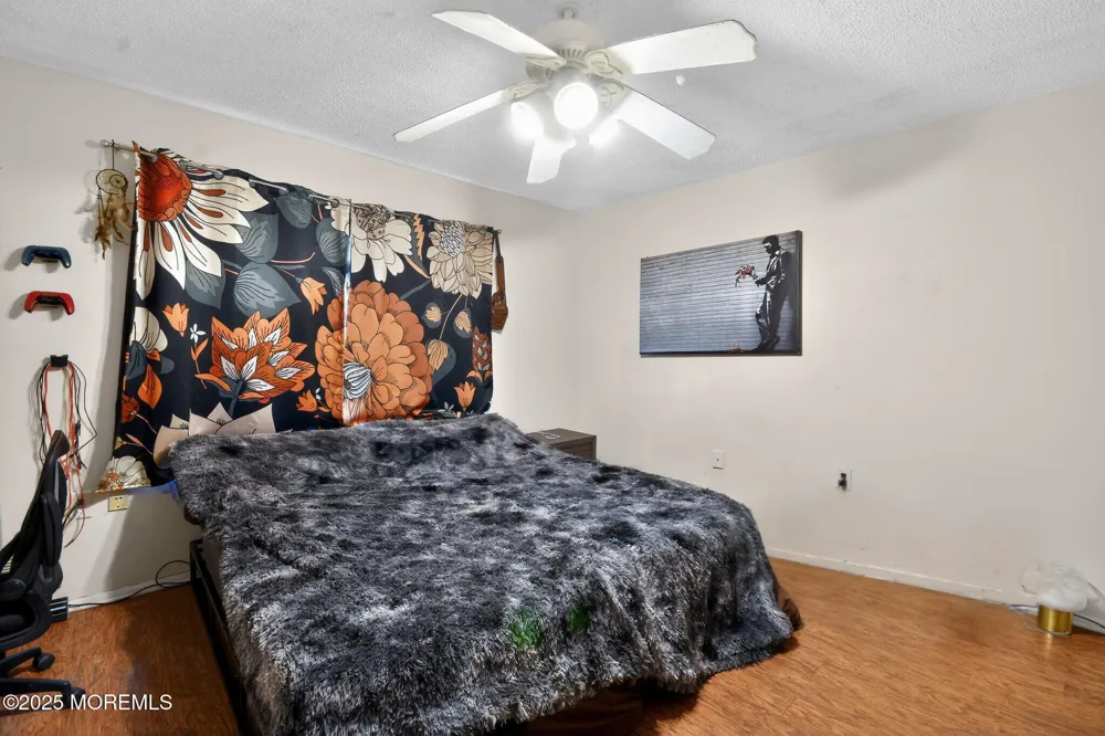 804 Ivy Court Jackson, NJ 08527